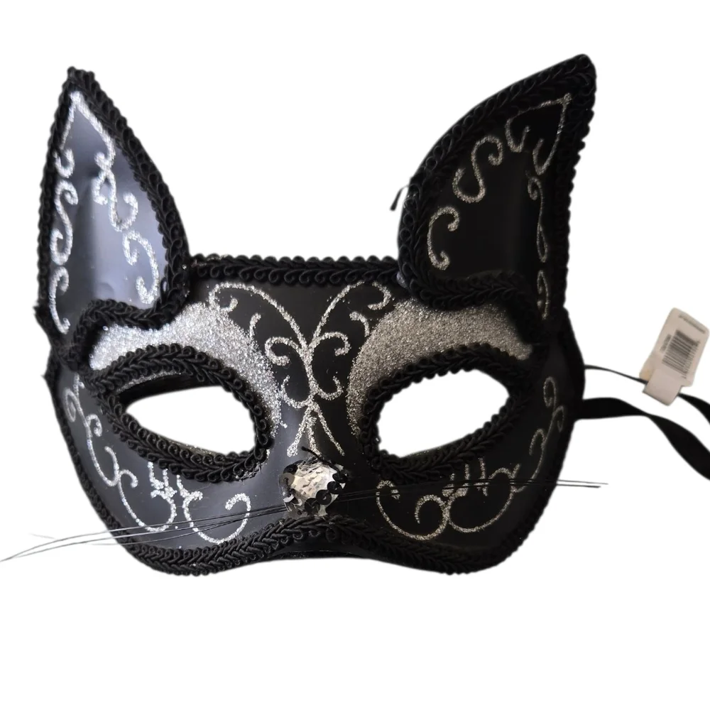 NWT Black and Silver Cat Mask
